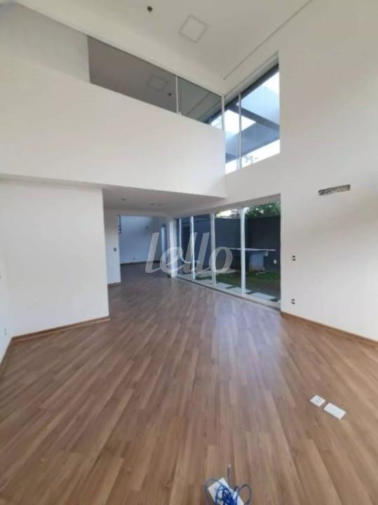 TERREO de Sala / Conjunto para alugar, Duplex com 149 m², e 2 vagas em Ipiranga - São Paulo