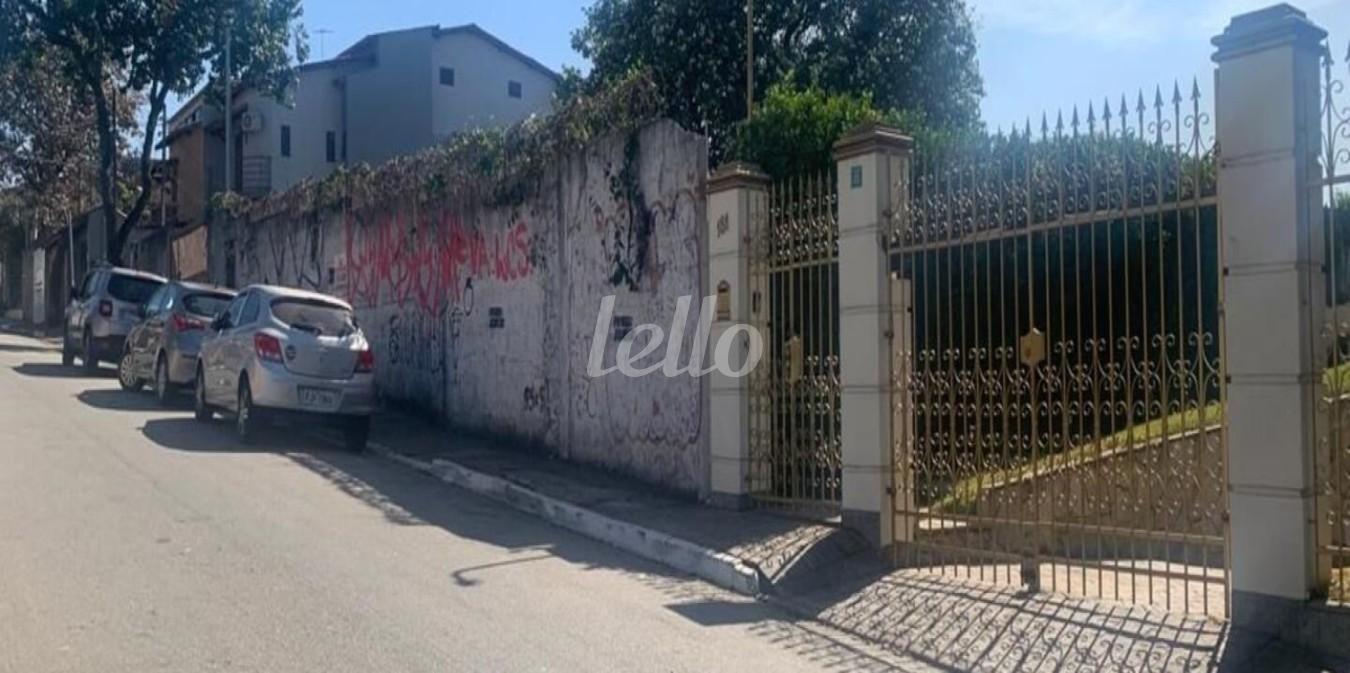 TERRENO de Área / Terreno para alugar, Padrão com 778 m², e em Jardim Nossa Senhora do Carmo - São Paulo