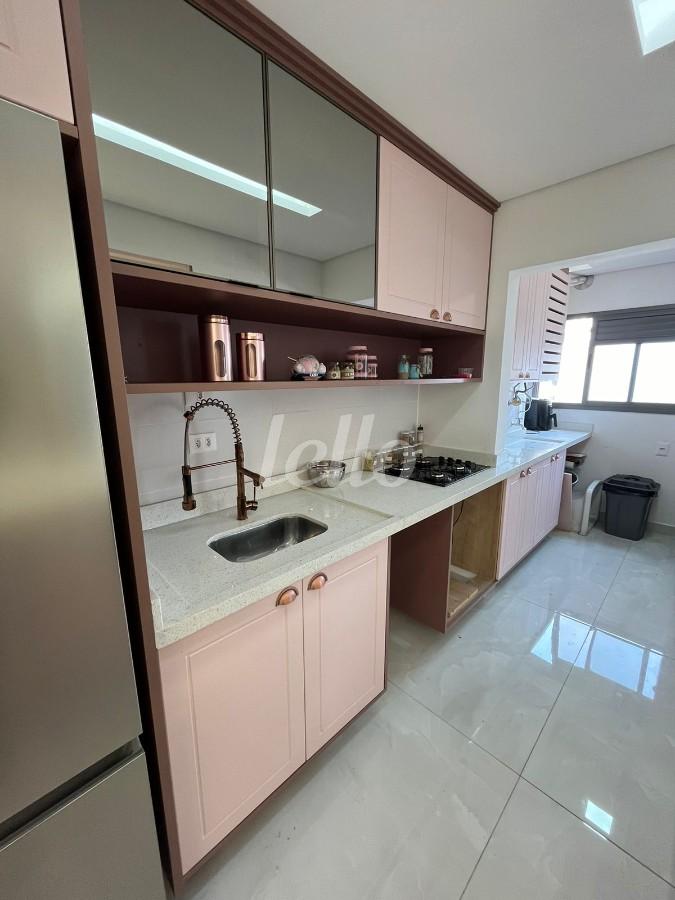 COZINHA de Apartamento à venda, Padrão com 121 m², 3 quartos e 2 vagas em Vila Independência - São Paulo