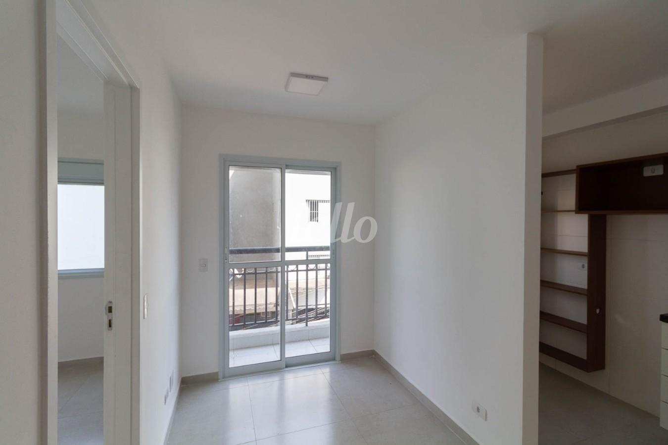 SALA de Apartamento para alugar, Padrão com 29 m², 1 quarto e em Jardim Ângela (zona Leste) - São Paulo