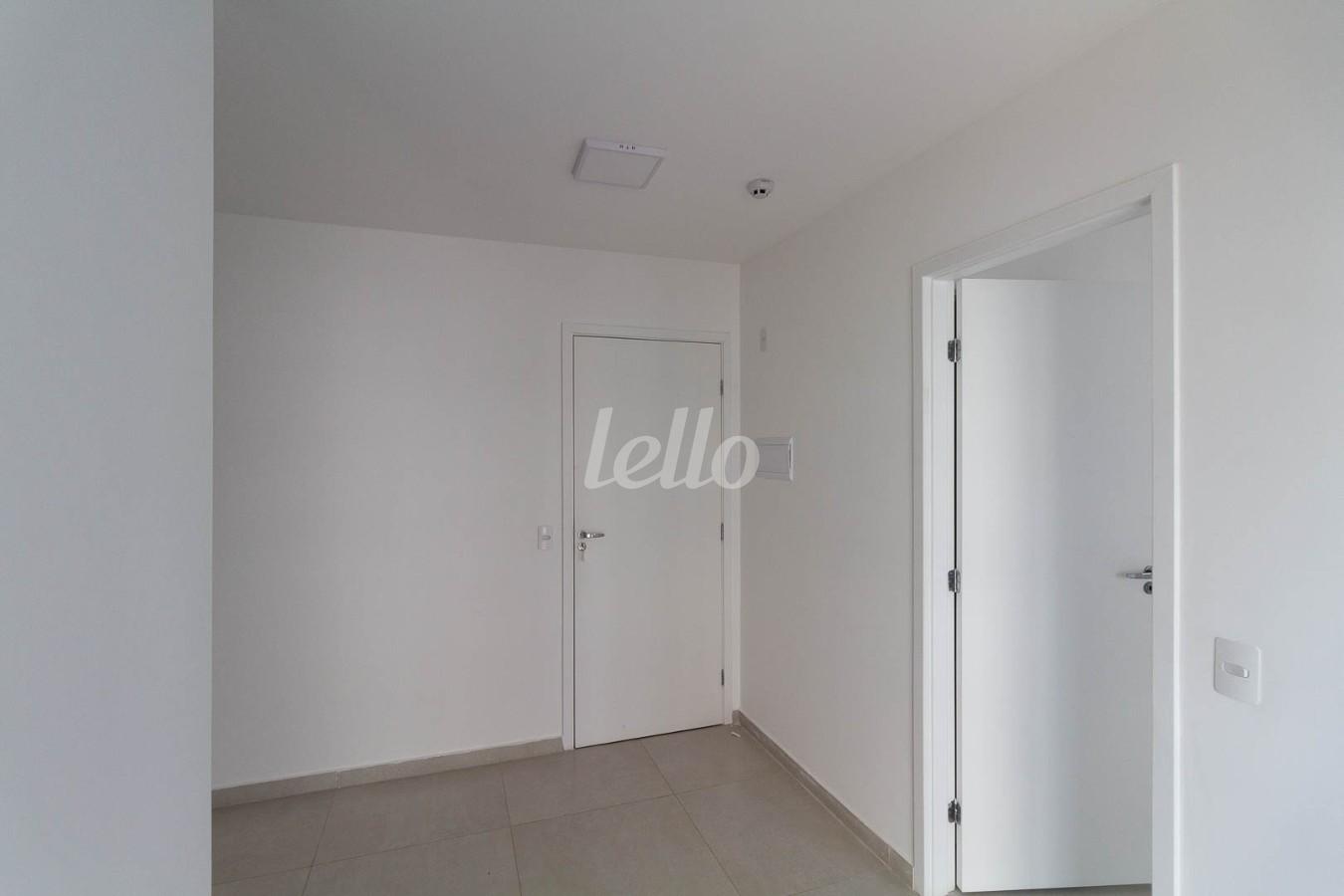 SALA de Apartamento para alugar, Padrão com 29 m², 1 quarto e em Jardim Ângela (zona Leste) - São Paulo