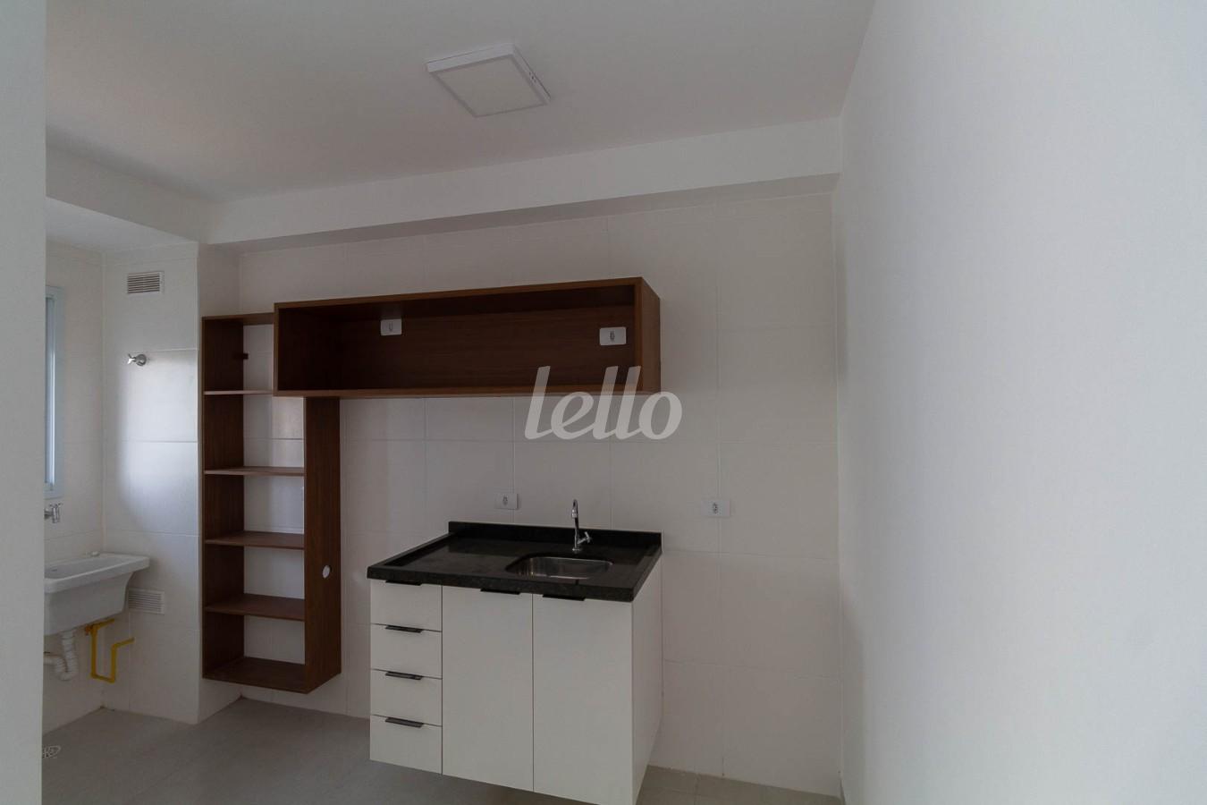 COZINHA de Apartamento para alugar, Padrão com 29 m², 1 quarto e em Jardim Ângela (zona Leste) - São Paulo