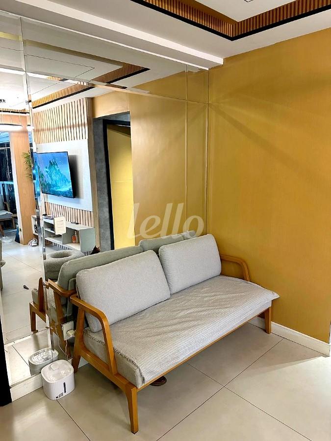 SALA de Apartamento à venda, Padrão com 59 m², 2 quartos e 1 vaga em Vila Ema - São Paulo