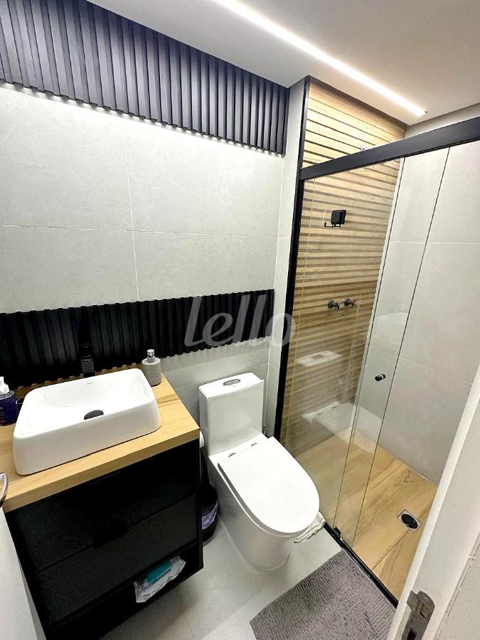 BANHEIRO de Apartamento à venda, Padrão com 59 m², 2 quartos e 1 vaga em Vila Ema - São Paulo