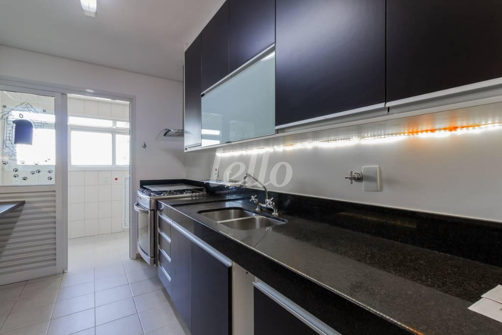 COZINHA de Apartamento para alugar, Padrão com 169 m², 2 quartos e 3 vagas em Itaim Bibi - São Paulo