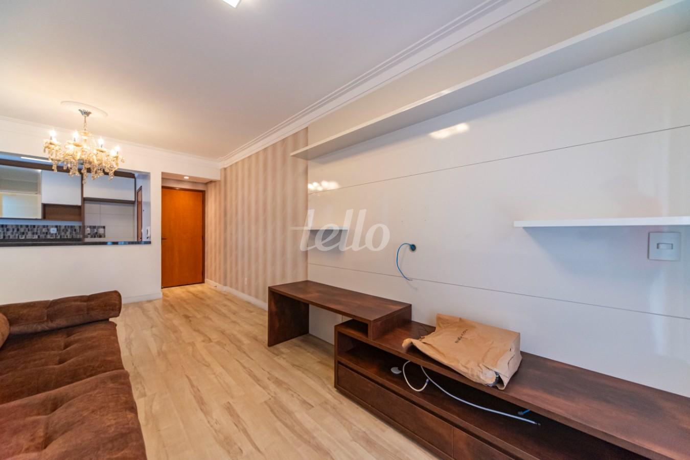 SALA de Apartamento à venda, Padrão com 83 m², 3 quartos e 1 vaga em Vila Curuca - Santo André