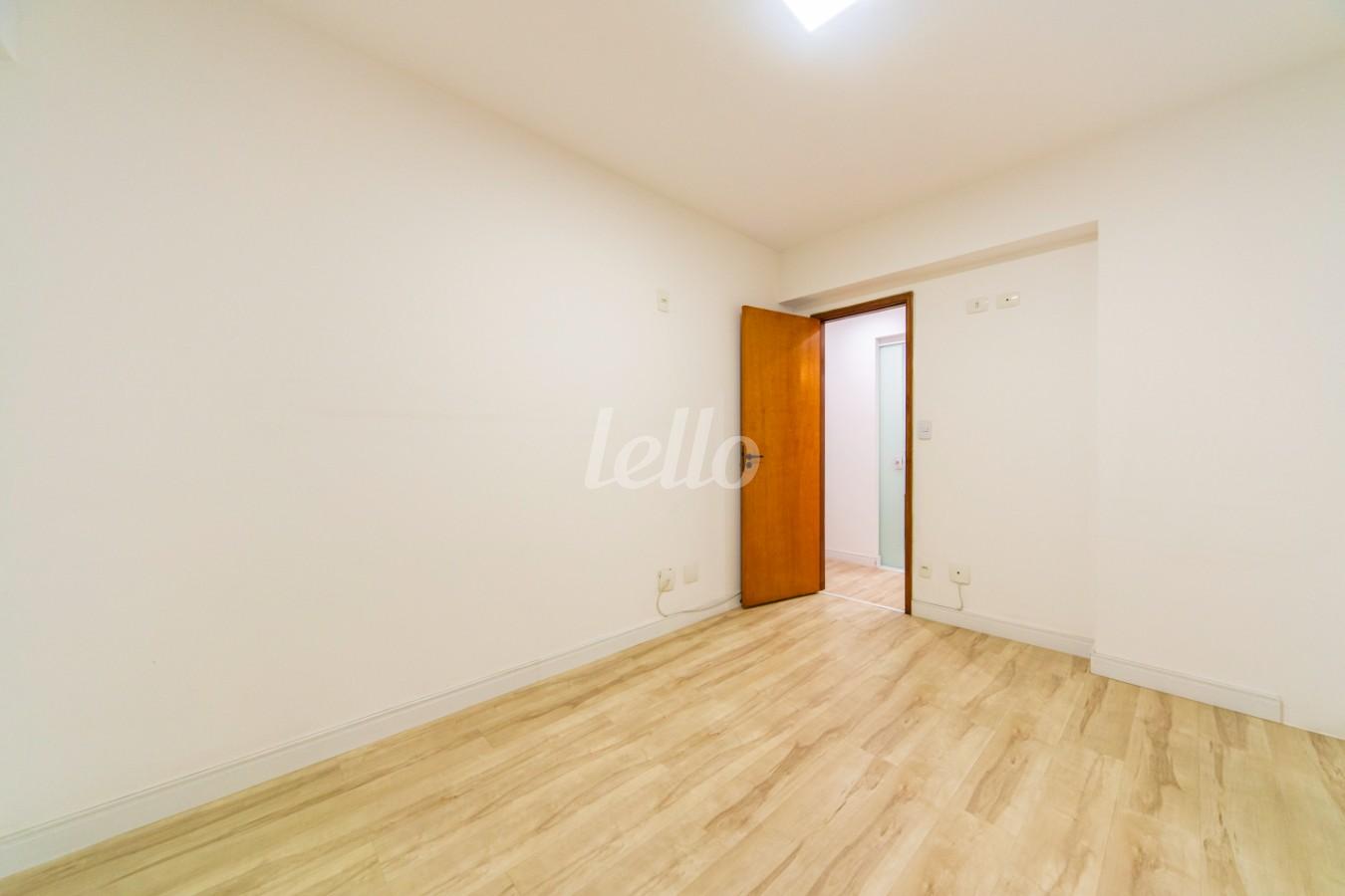 QUARTO1 de Apartamento à venda, Padrão com 83 m², 3 quartos e 1 vaga em Vila Curuca - Santo André