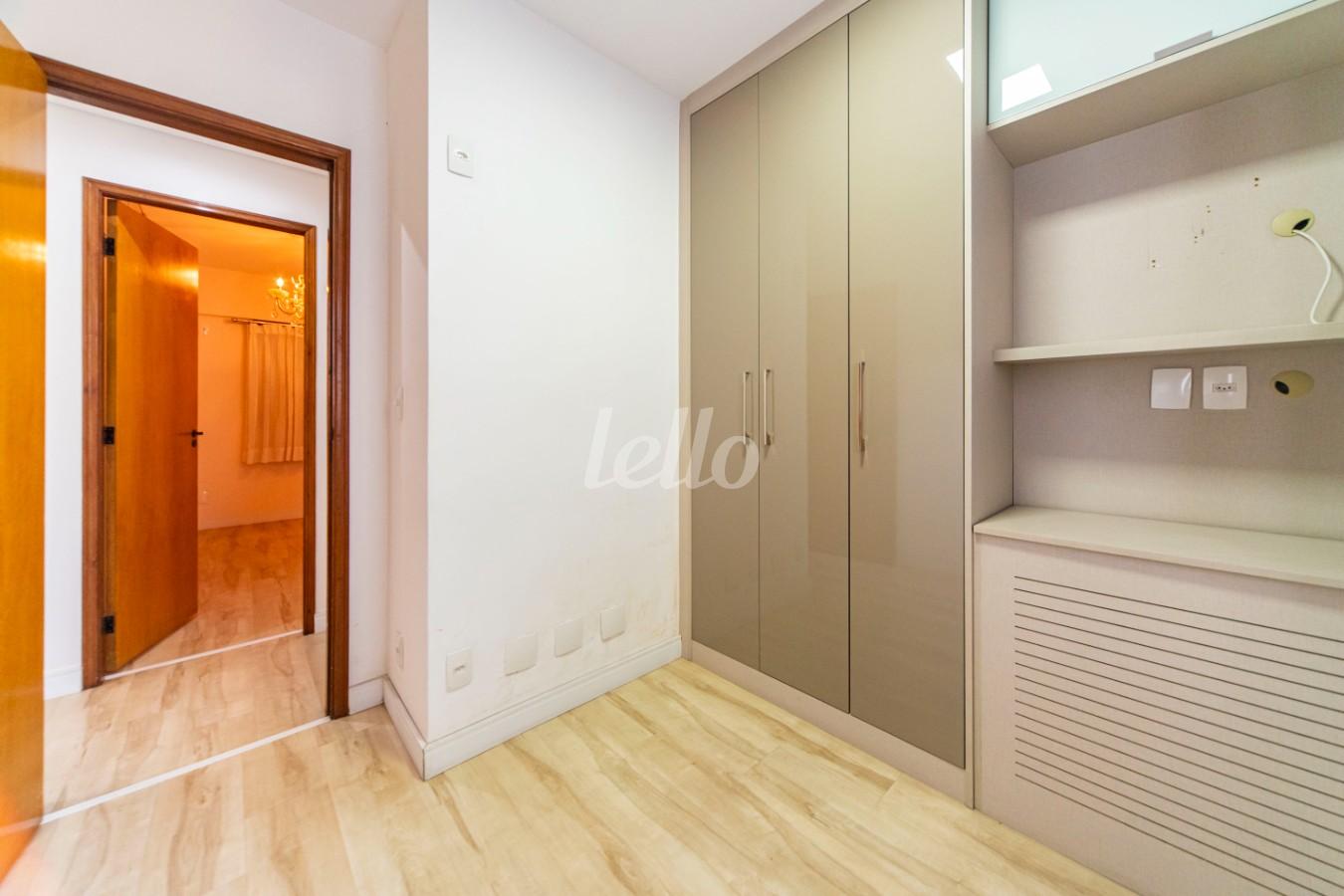 QUARTO2 de Apartamento à venda, Padrão com 83 m², 3 quartos e 1 vaga em Vila Curuca - Santo André