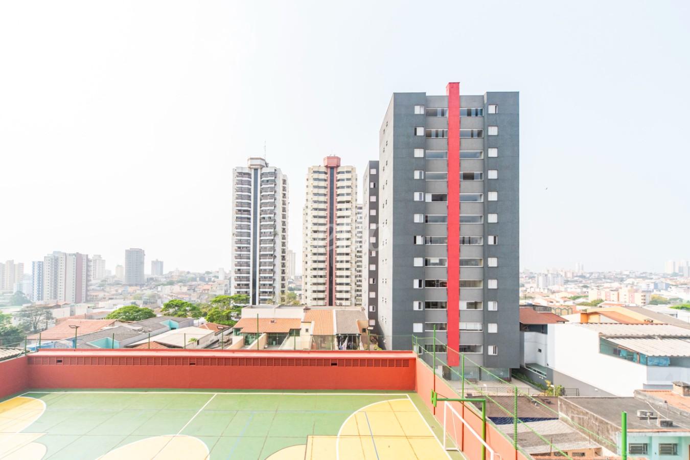 VISTA de Apartamento à venda, Padrão com 83 m², 3 quartos e 1 vaga em Vila Curuca - Santo André