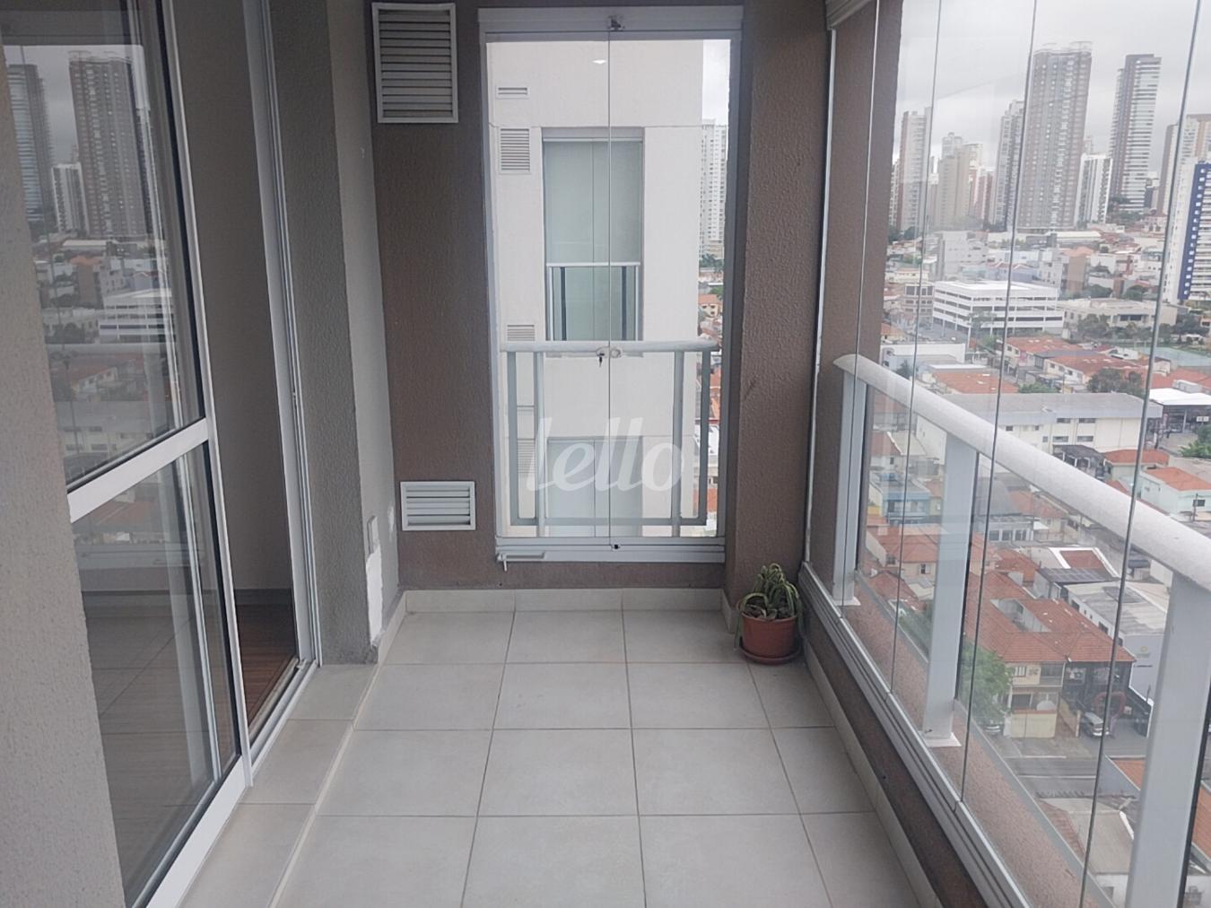 2-SACADA-004.JPG de Apartamento à venda, Padrão com 50 m², 1 quarto e 1 vaga em Vila Gomes Cardim - São Paulo