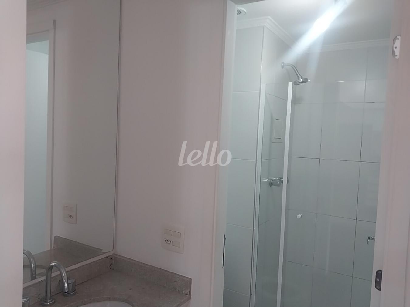 5-BANHEIRO-006.JPG de Apartamento à venda, Padrão com 50 m², 1 quarto e 1 vaga em Vila Gomes Cardim - São Paulo