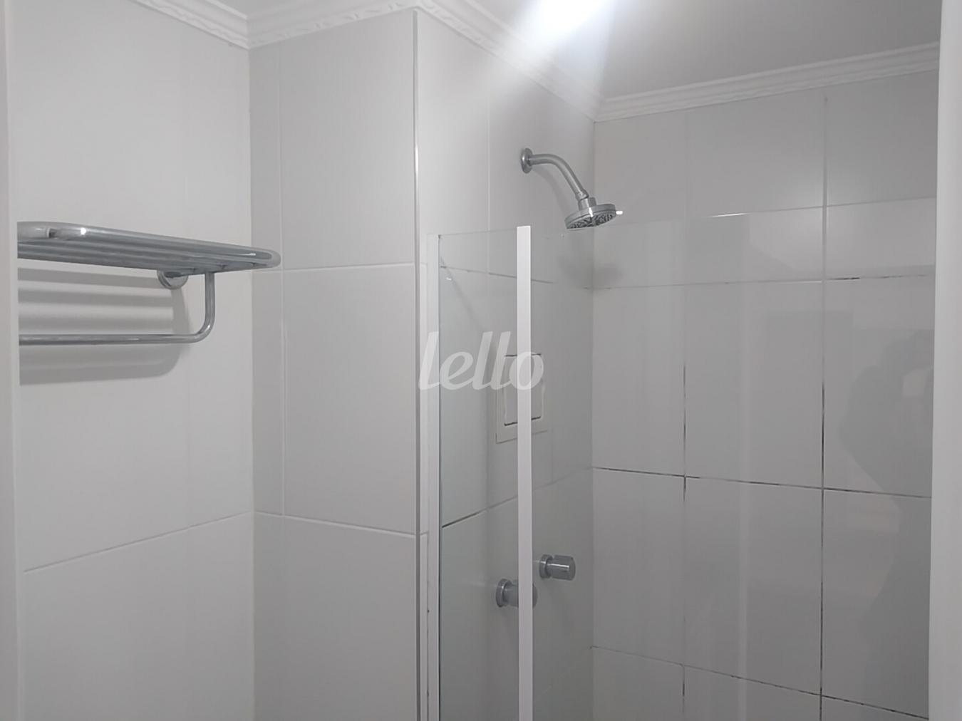 5-BANHEIRO-001.JPG de Apartamento à venda, Padrão com 50 m², 1 quarto e 1 vaga em Vila Gomes Cardim - São Paulo