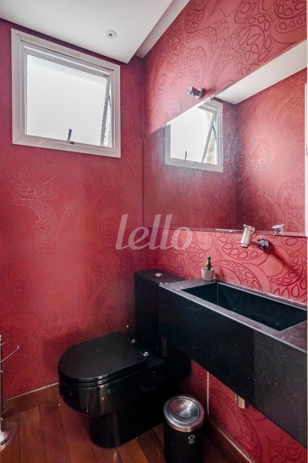 LAVABO de Apartamento à venda, Padrão com 143 m², 2 quartos e 2 vagas em Indianópolis - São Paulo