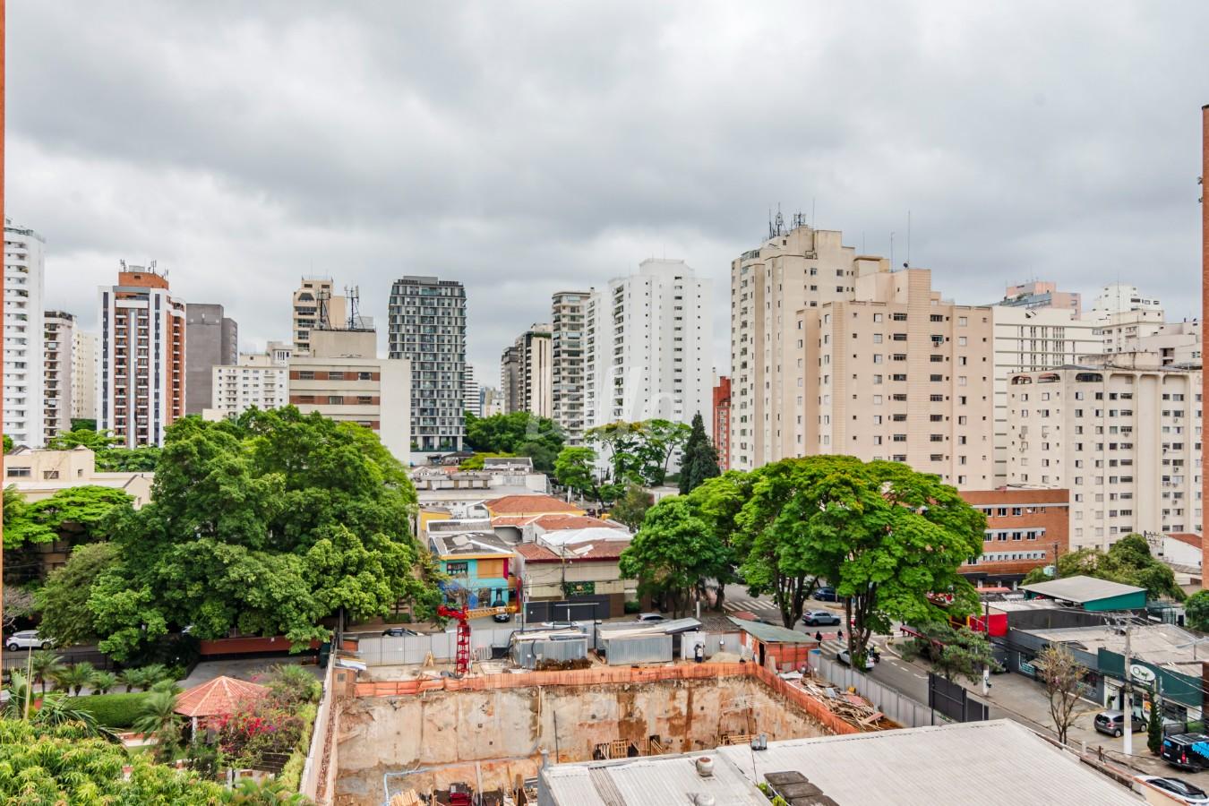 SACADA de Apartamento à venda, Padrão com 49 m², 1 quarto e 1 vaga em Indianópolis - São Paulo