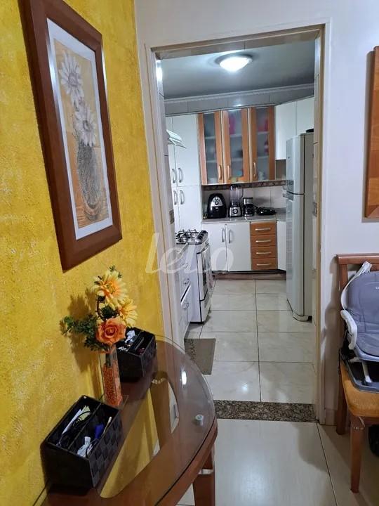 CIRCULAÇÃO de Apartamento à venda, Padrão com 79 m², 2 quartos e 1 vaga em Vila Amélia - São Paulo