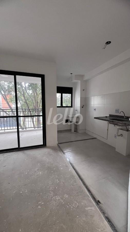 SALA C/ COZINHA de Apartamento à venda, Padrão com 49 m², 2 quartos e 1 vaga em Mooca - São Paulo