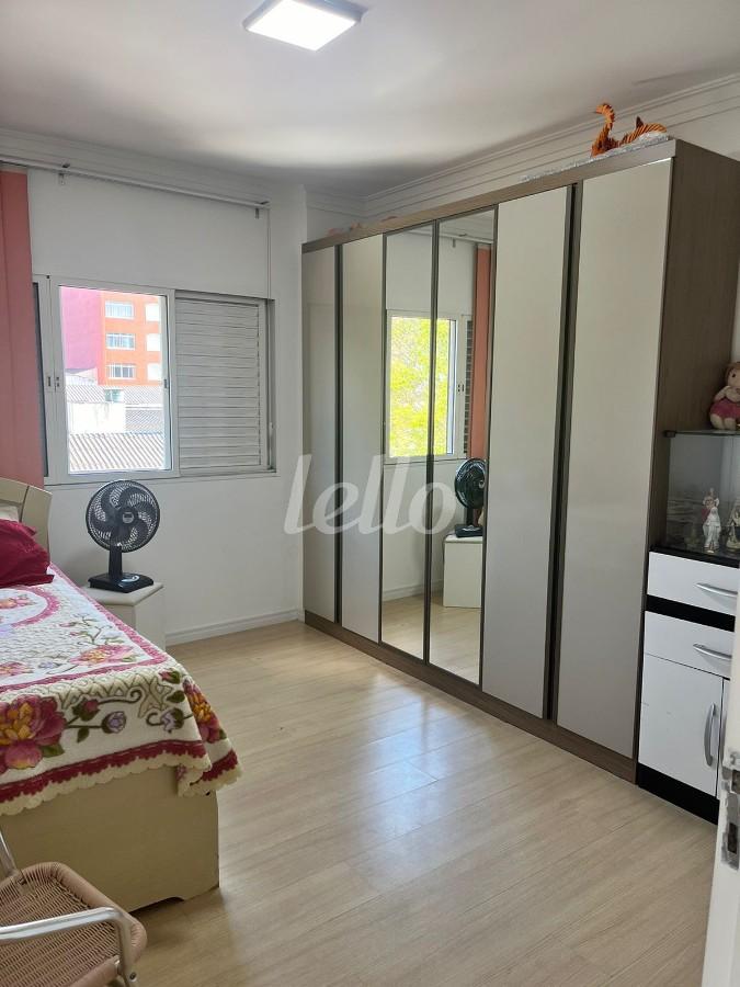 DORMITÓRIO de Apartamento à venda, Padrão com 146 m², 3 quartos e 1 vaga em Centro - Santo André