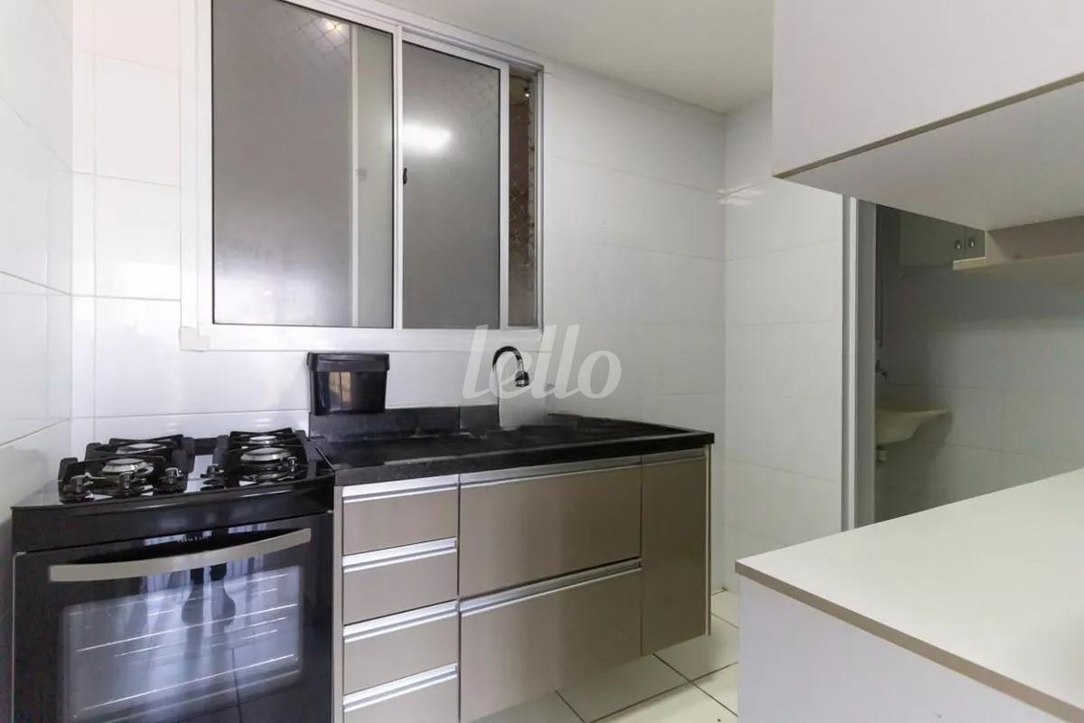 COZINHA de Apartamento à venda, Padrão com 52 m², 2 quartos e 1 vaga em Liberdade - São Paulo