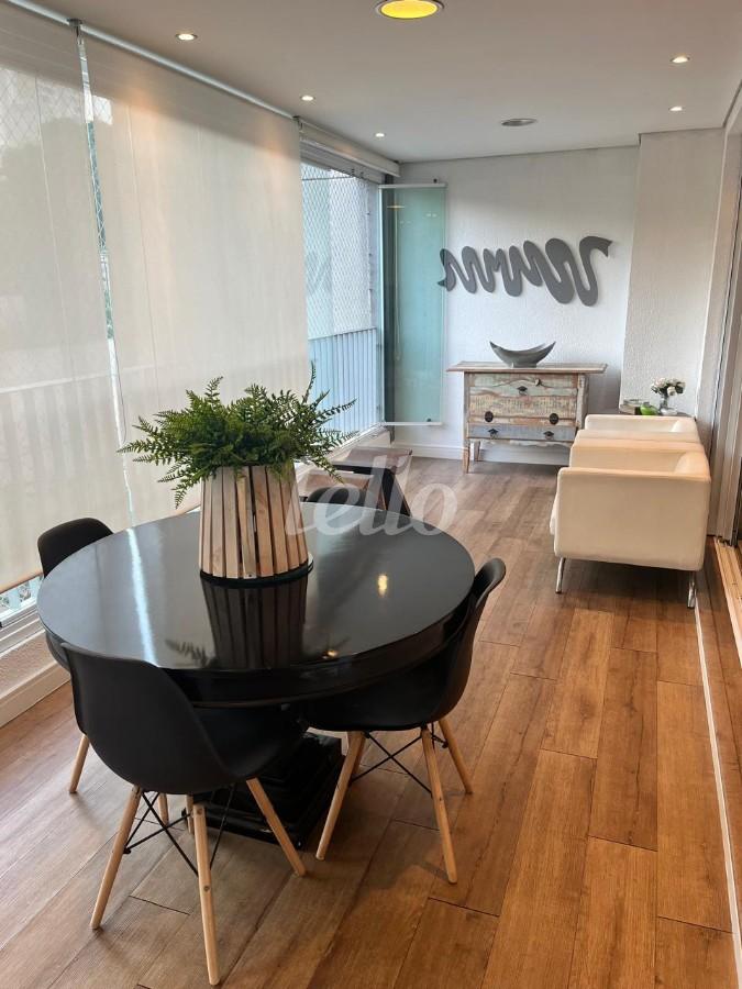 VARANDA GOURMET (4) de Apartamento à venda, Padrão com 132 m², 3 quartos e 2 vagas em Vila Ester (zona Norte) - São Paulo