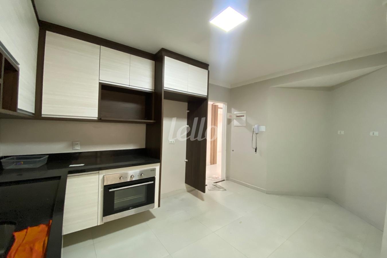 COZINHA de Apartamento à venda, Padrão com 96 m², 3 quartos e 1 vaga em Vila Azevedo - São Paulo