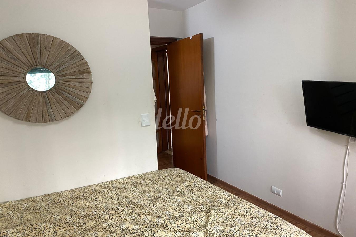 DORMITORIO de Apartamento à venda, Padrão com 146 m², 4 quartos e 2 vagas em Indianópolis - São Paulo