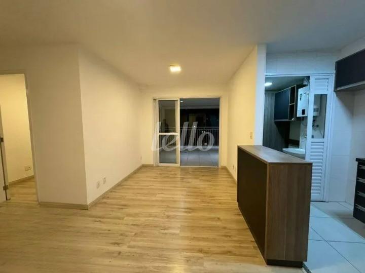 SALA de Apartamento à venda, Padrão com 61 m², 2 quartos e 2 vagas em Vila Monte Alegre - São Paulo