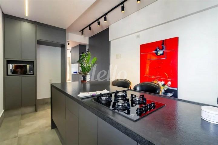 COZINHA de Apartamento à venda, Padrão com 240 m², 3 quartos e em Santo Amaro - São Paulo