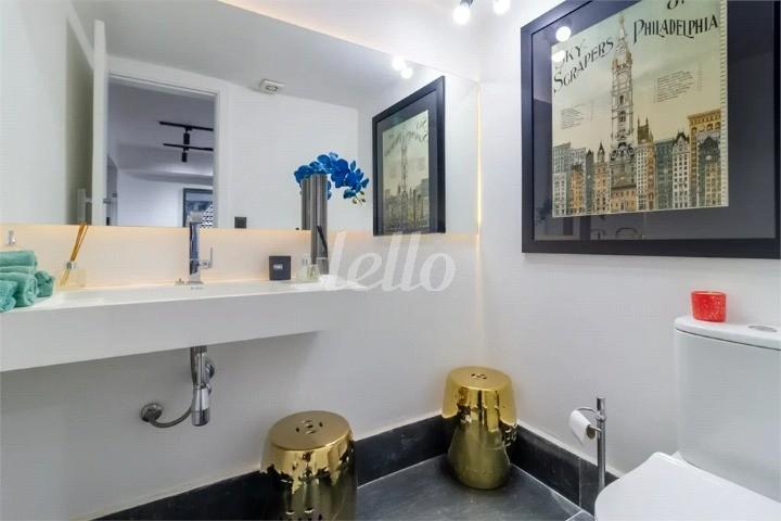 LAVABO de Apartamento à venda, Padrão com 240 m², 3 quartos e em Santo Amaro - São Paulo