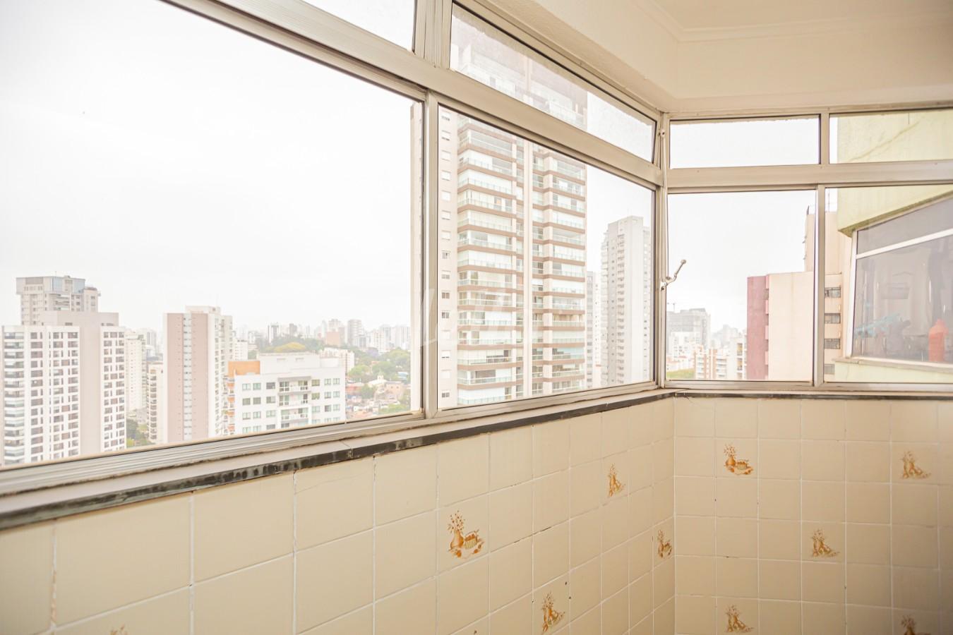 ÁREA DE SERVIÇO de Apartamento à venda, cobertura - Padrão com 115 m², 2 quartos e 2 vagas em Vila Mariana - São Paulo