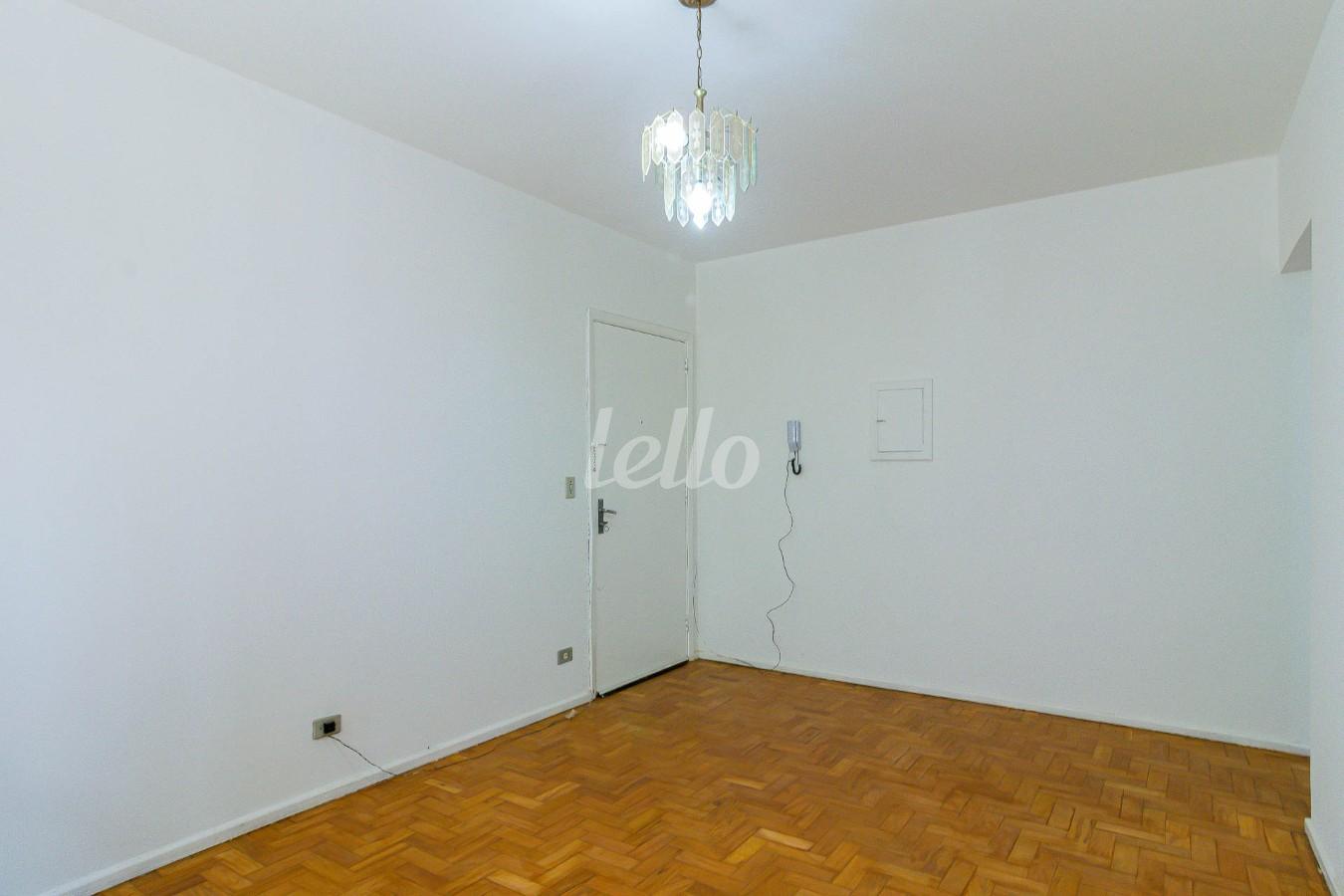 SALA de Apartamento para alugar, Padrão com 53 m², 1 quarto e em Barra Funda - São Paulo