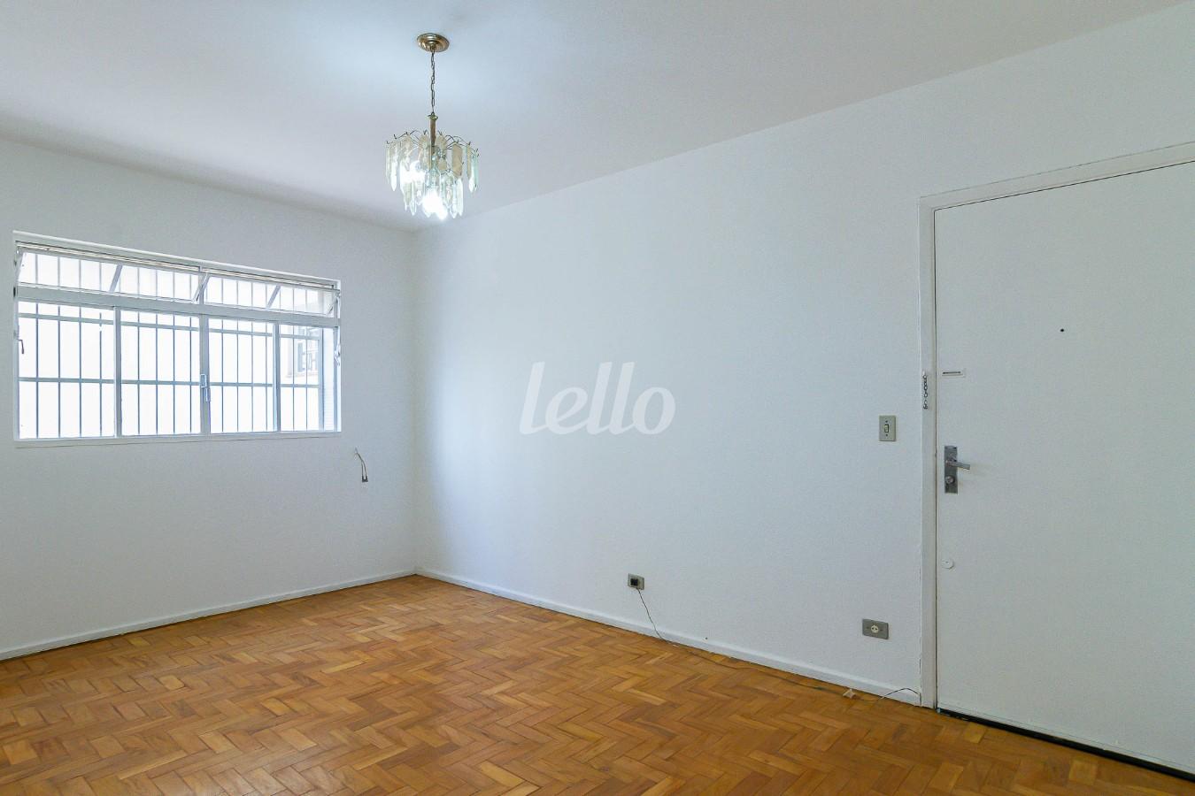 SALA de Apartamento para alugar, Padrão com 53 m², 1 quarto e em Barra Funda - São Paulo