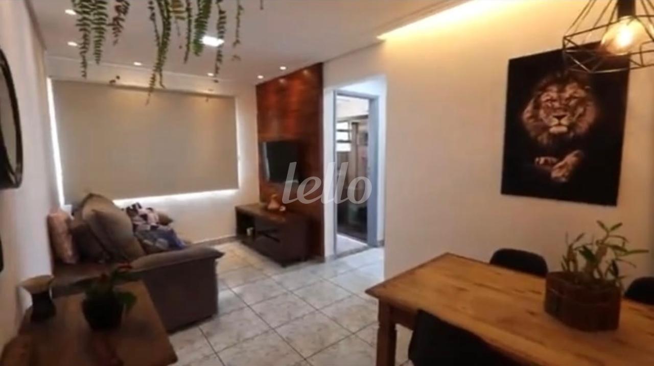 SALA de Apartamento à venda, Padrão com 52 m², 2 quartos e 1 vaga em Vila Prudente - São Paulo