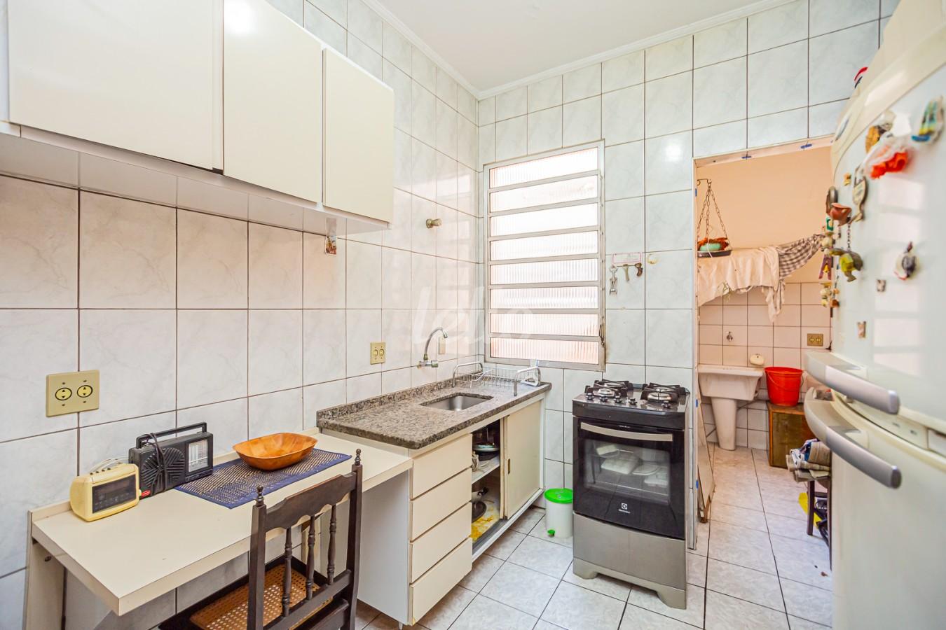 COZINHA de Apartamento para alugar, Padrão com 61 m², 2 quartos e em República - São Paulo