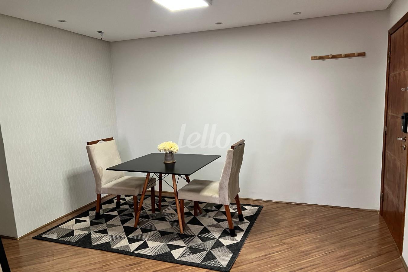 SALA de Apartamento à venda, Padrão com 59 m², 2 quartos e 1 vaga em Saúde - São Paulo