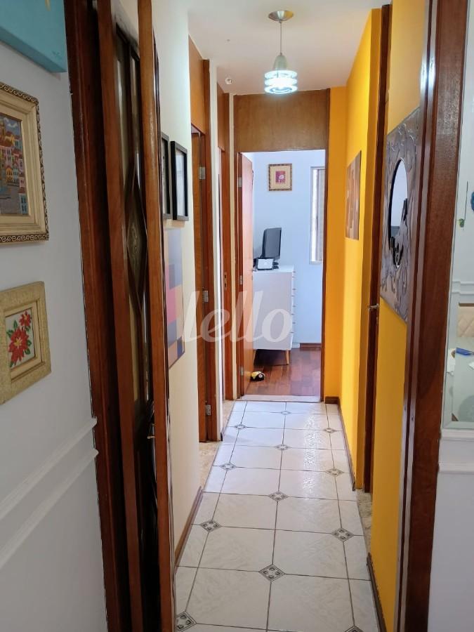 CORREDOR ACESSO AOS QUARTOS de Apartamento à venda, Padrão com 63 m², 3 quartos e em Vila Firmiano Pinto - São Paulo