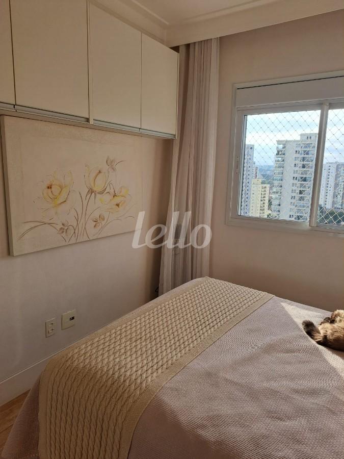 DORMITÓRIO de Apartamento à venda, Padrão com 71 m², e em Campo Belo - São Paulo