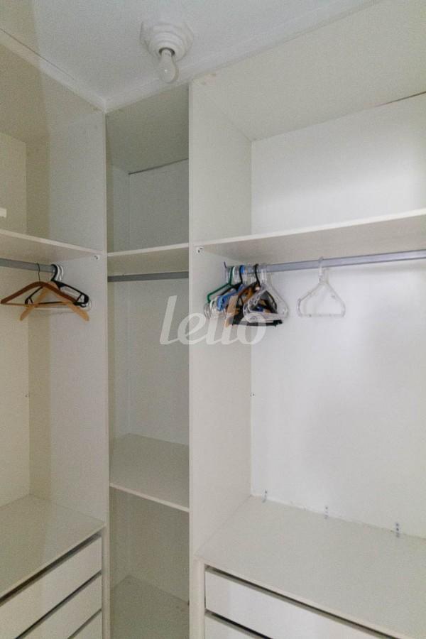 CLOSET de Apartamento para alugar, Padrão com 70 m², 2 quartos e 1 vaga em Vila Cachoeira - São Paulo