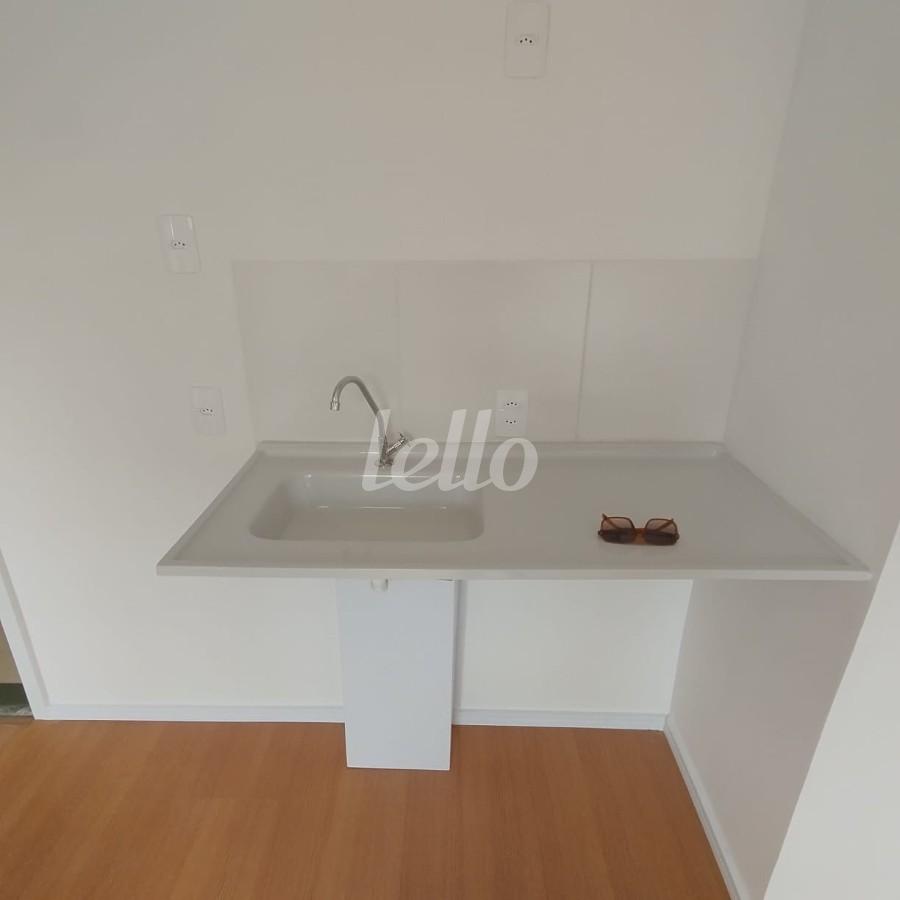 COZINHA de Apartamento para alugar, Padrão com 28 m², 1 quarto e em Vila Ipojuca - São Paulo