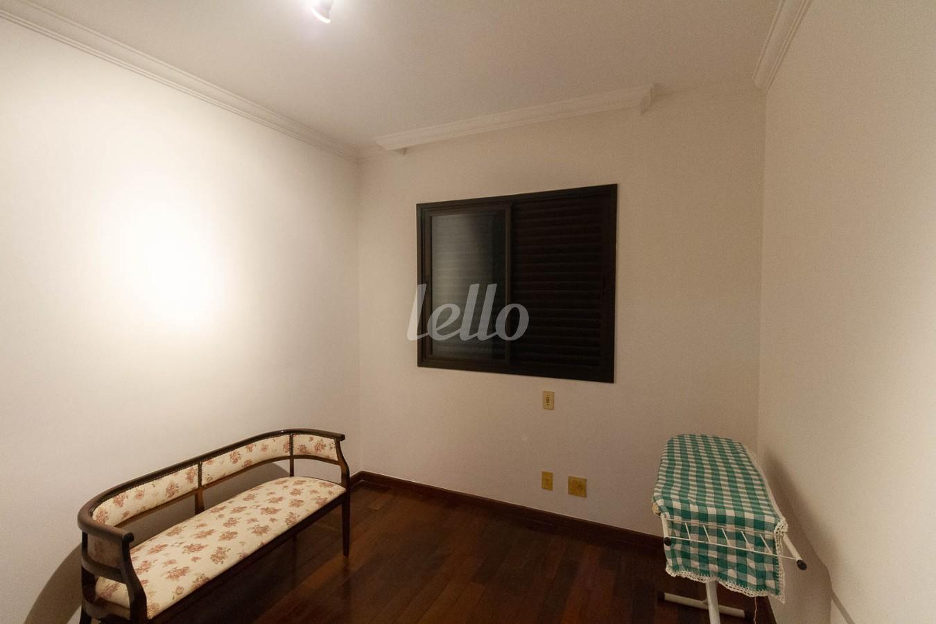 DORMITORIO 1 de Apartamento à venda, Padrão com 98 m², 3 quartos e 2 vagas em Saúde - São Paulo