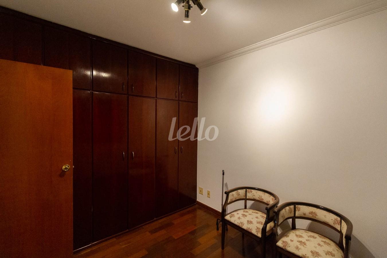 DORMITORIO 2 de Apartamento à venda, Padrão com 98 m², 3 quartos e 2 vagas em Saúde - São Paulo