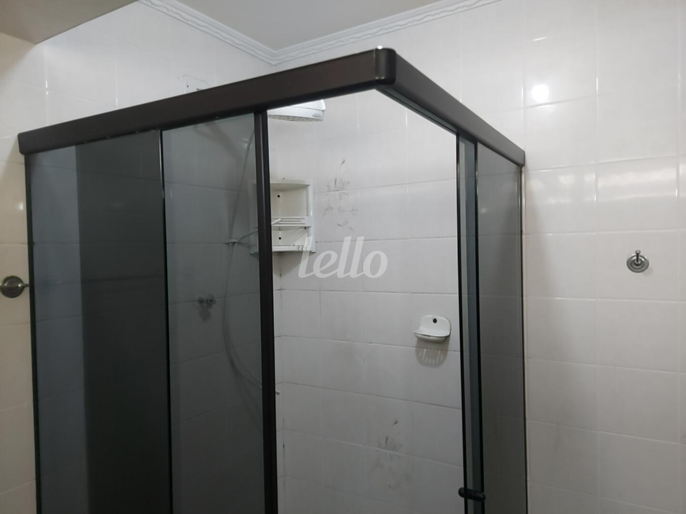 5-BANHEIRO-003.JPG de Apartamento à venda, Padrão com 56 m², 1 quarto e em Catumbi - São Paulo