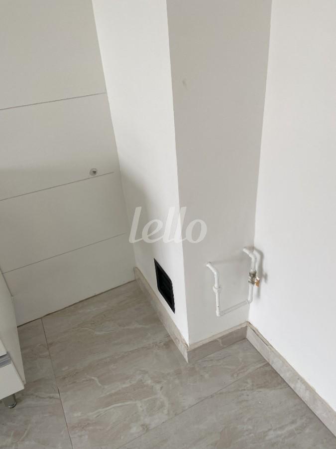 AREA DE SERVIÇO de Apartamento para alugar, Padrão com 27 m², 1 quarto e em Vila Mazzei - São Paulo