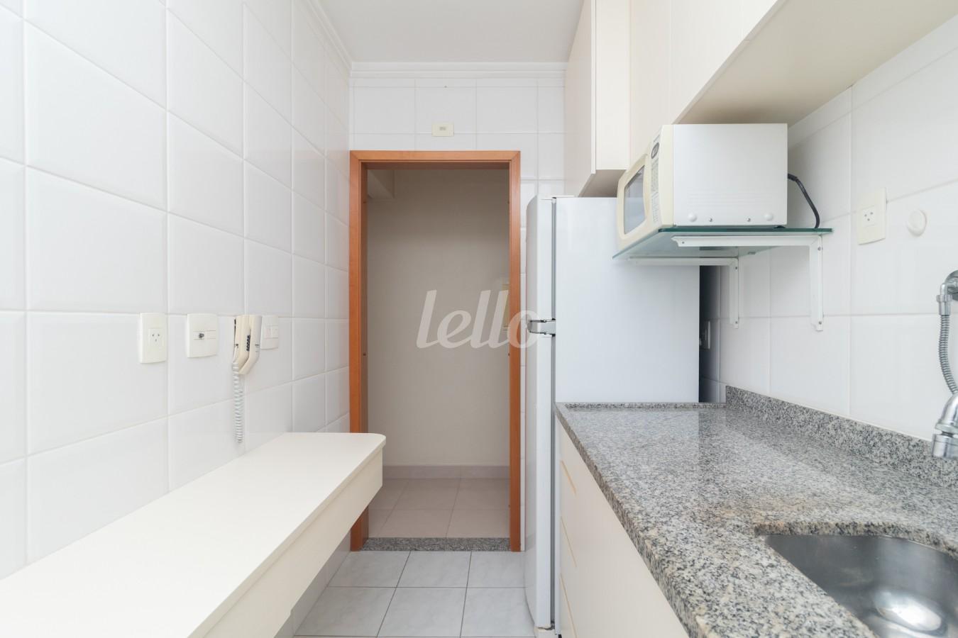 26 - COZINHA de Apartamento à venda, Padrão com 66 m², 2 quartos e 2 vagas em Vila Azevedo - São Paulo