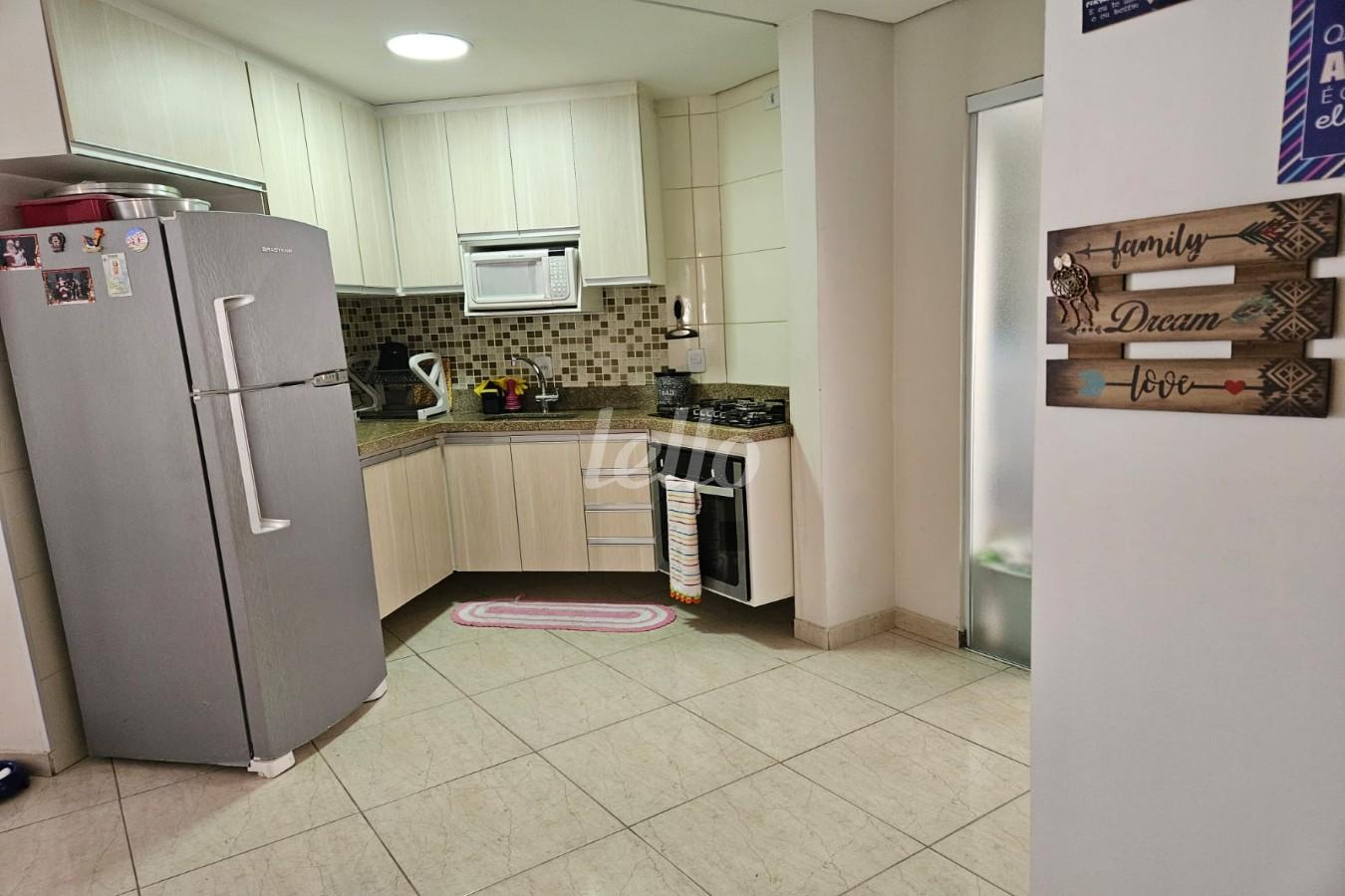 COZINHA de Apartamento à venda, Padrão com 70 m², 3 quartos e 1 vaga em Vila Azevedo - São Paulo