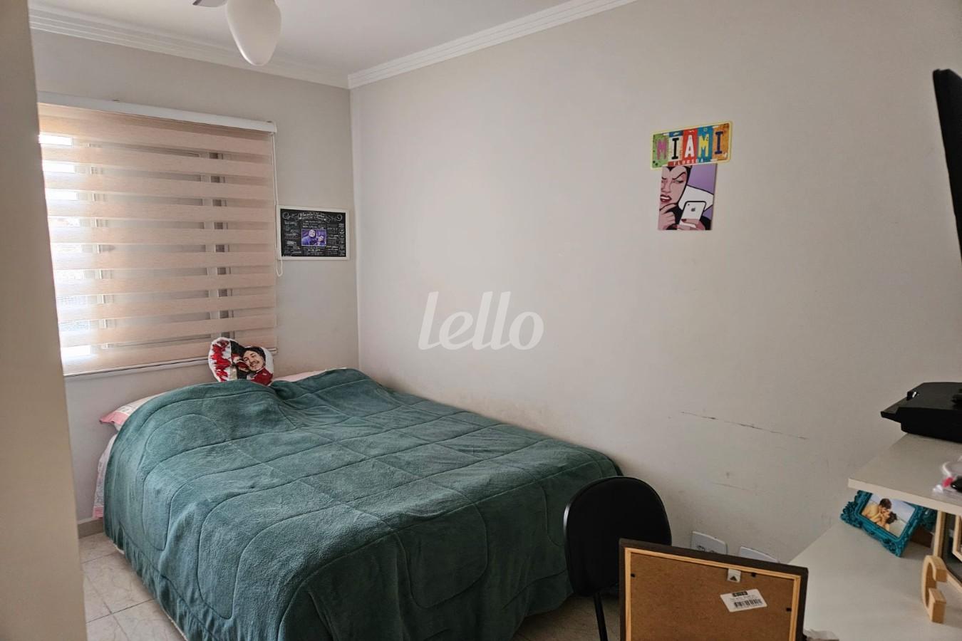 DORMITÓRIO de Apartamento à venda, Padrão com 70 m², 3 quartos e 1 vaga em Vila Azevedo - São Paulo