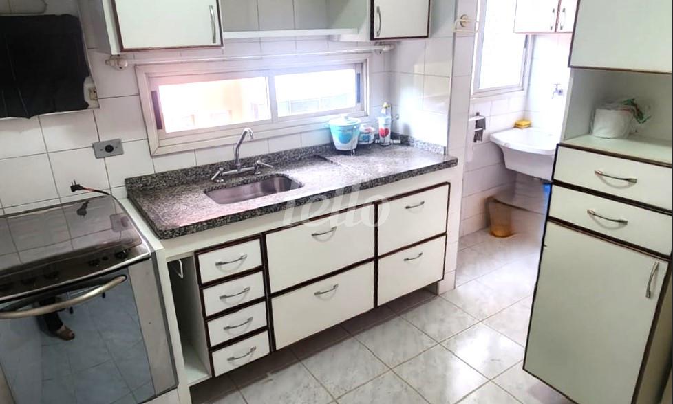 COZINHA de Apartamento à venda, Padrão com 65 m², 2 quartos e 1 vaga em Vila Monte Alegre - São Paulo