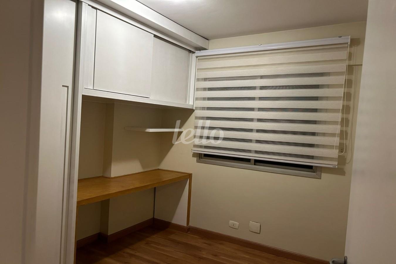 DORMITORIO de Apartamento para alugar, Padrão com 72 m², 2 quartos e 2 vagas em Pinheiros - São Paulo