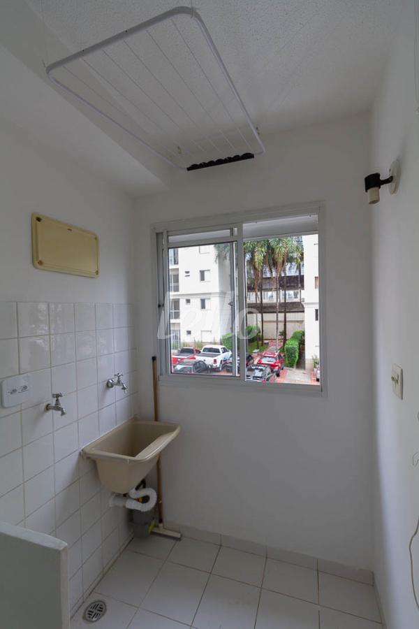 07AREA-DE-SERVICO_002.JPG de Apartamento para alugar, Padrão com 50 m², 2 quartos e 1 vaga em Vila Firmiano Pinto - São Paulo