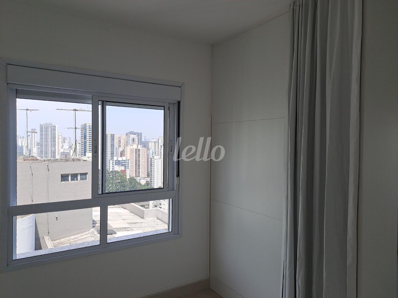 4-QUARTO-003.JPG de Apartamento para alugar, Padrão com 43 m², 1 quarto e 1 vaga em Santo Amaro - São Paulo