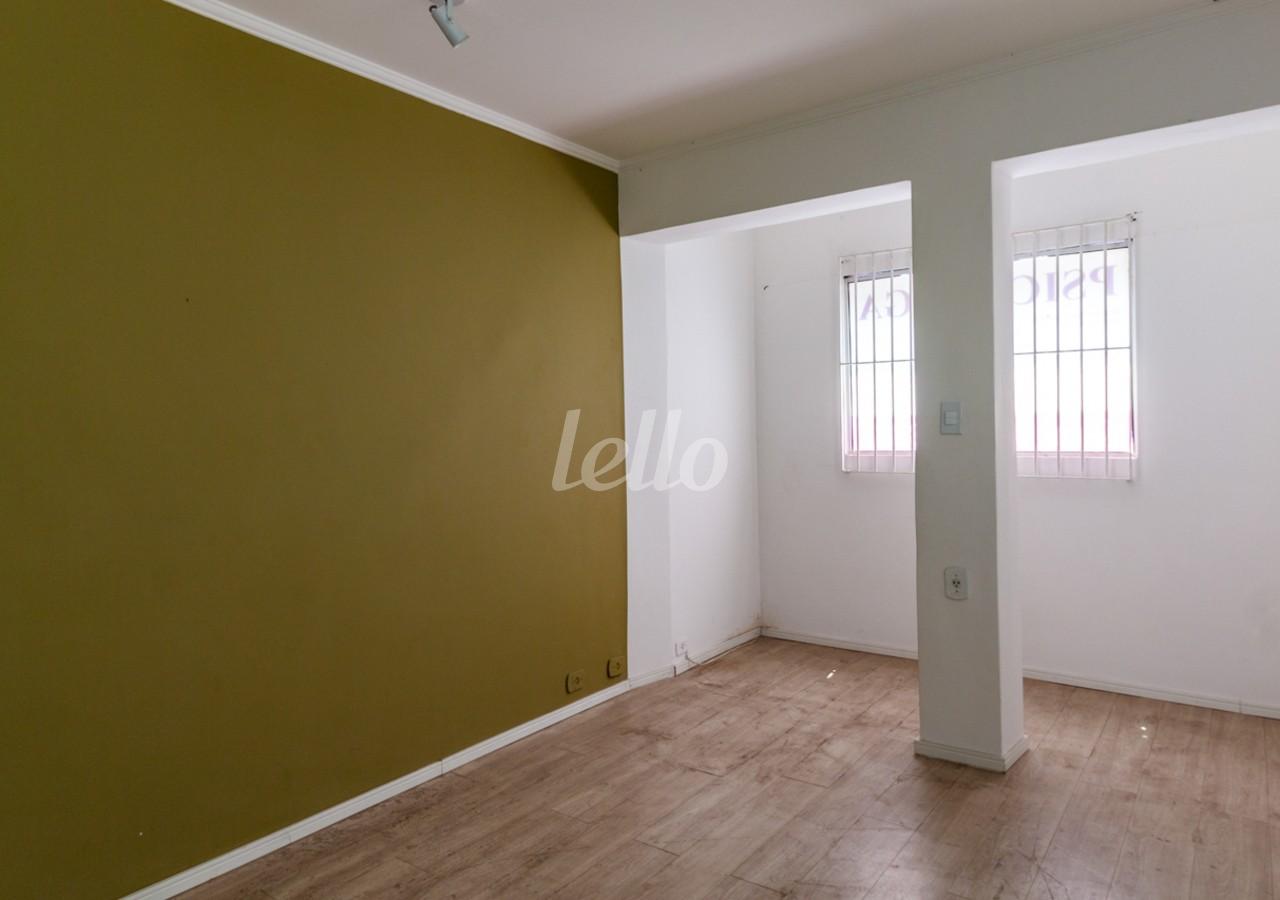 10 SALA de Casa para alugar, sobrado com 200 m², e 2 vagas em Vila Clementino - São Paulo